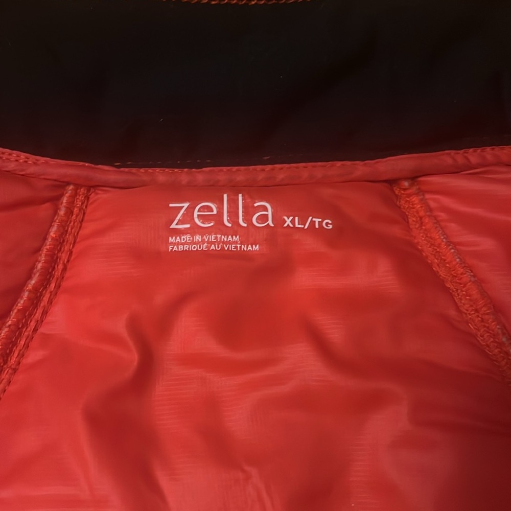 Zella Pullover - Picture 2 of 4